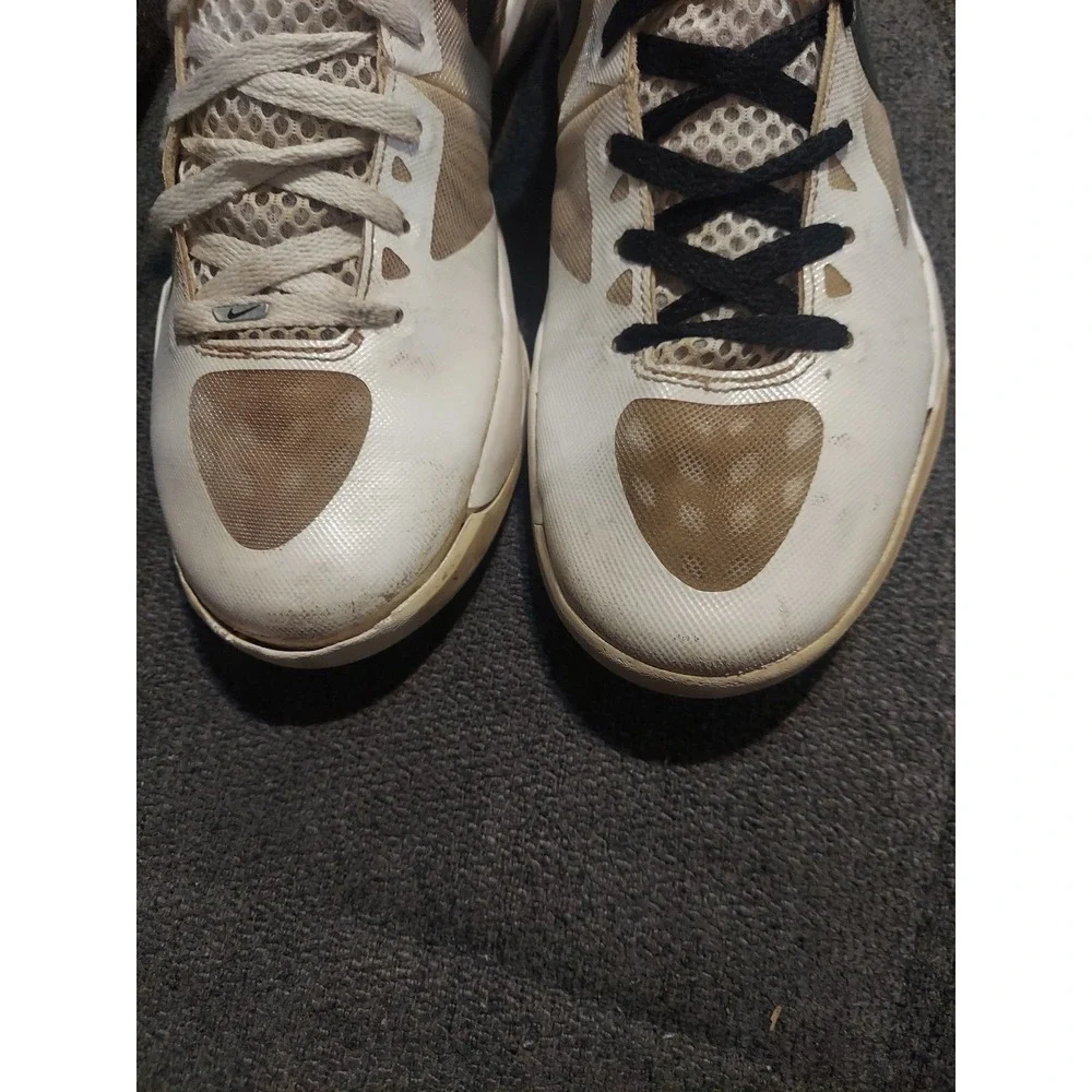 Nike HYPERDUNK Zoom Flywire 2011 Men Size 10.5 White Black Basketball Shoes Flaw